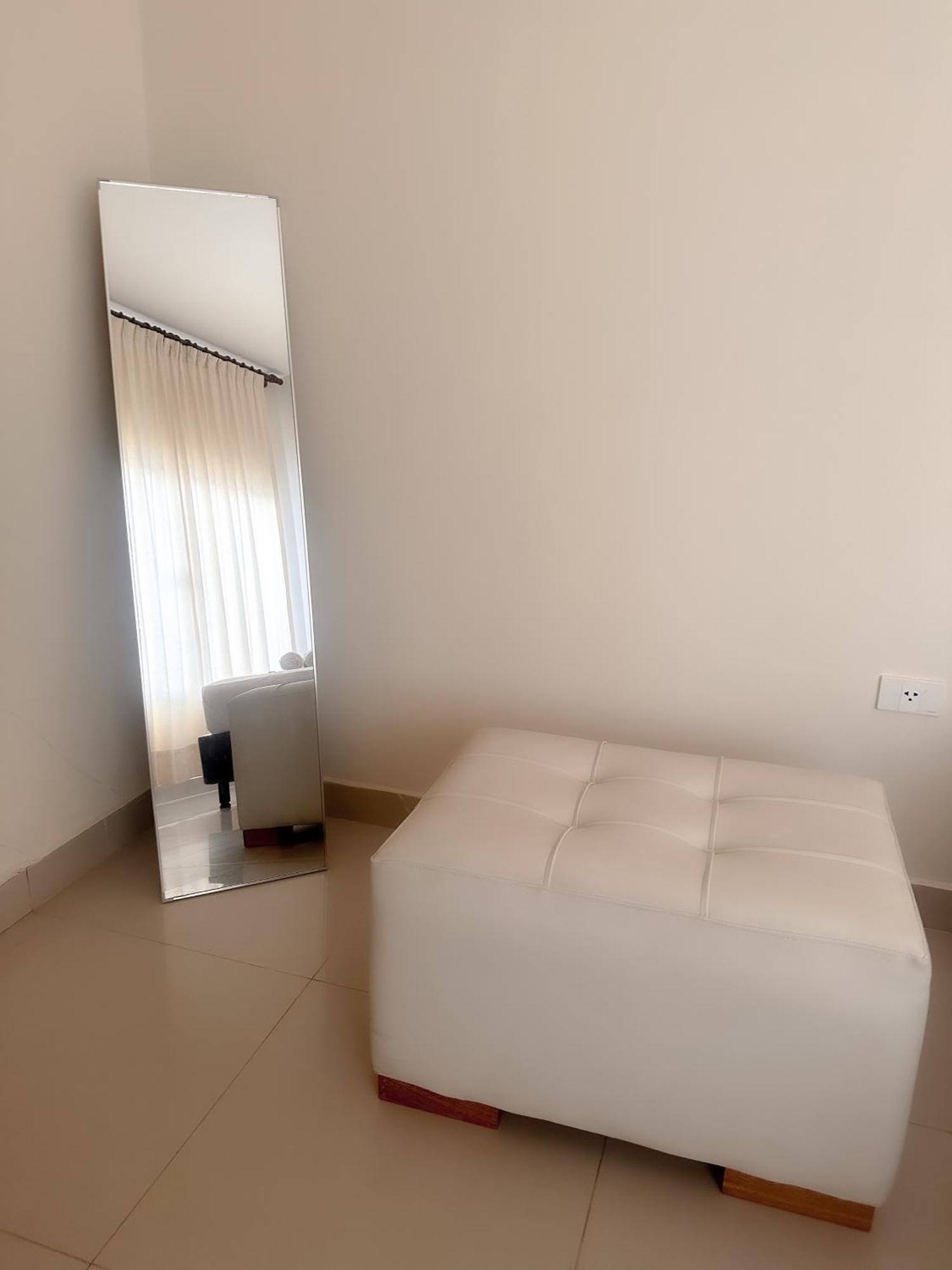 Suite Posada Express With Free Airport Shuttle 圣克鲁斯 外观 照片